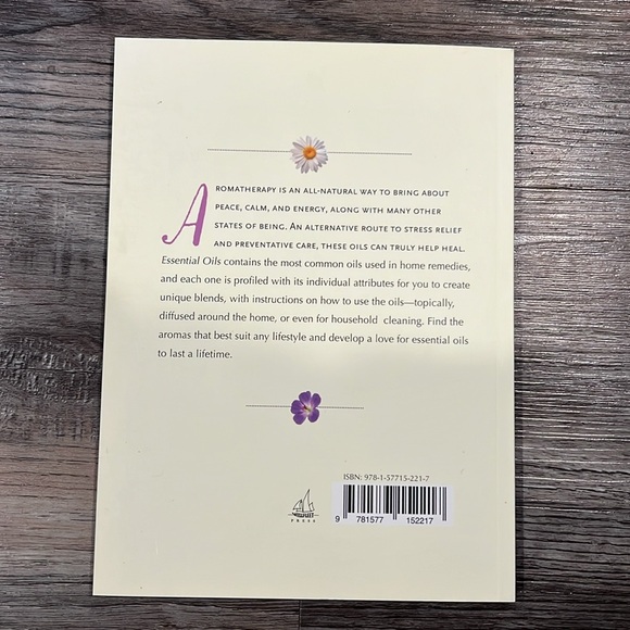 Essential Oils A Guide For Using Aromatherapy In Your Everyday Life - Picture 3 of 3